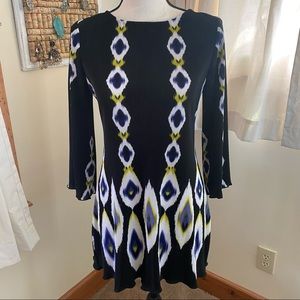 Alfani Petite Black & Colorful Tunic. Size P/P